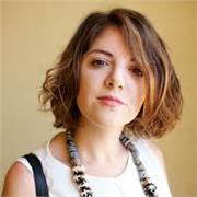 Insegnante di Italiano, Storia e Filosofia per il liceo e di Italiano e Storia per le scuole medie